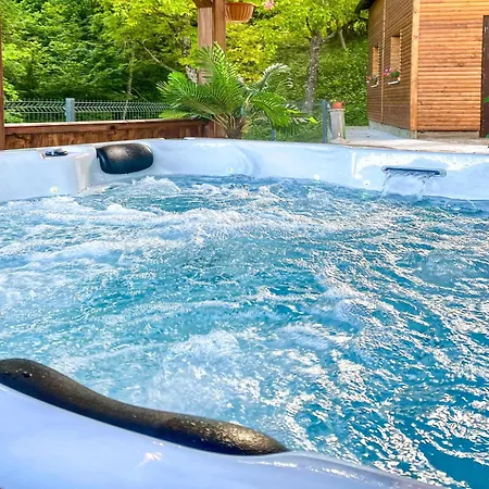 Maklen-1 By Interhome * Brod Moravice