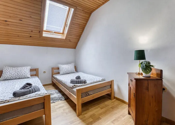 Maklen-1 By Interhome *