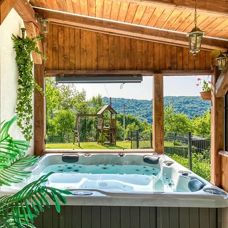 Maklen-1 By Interhome * Brod Moravice